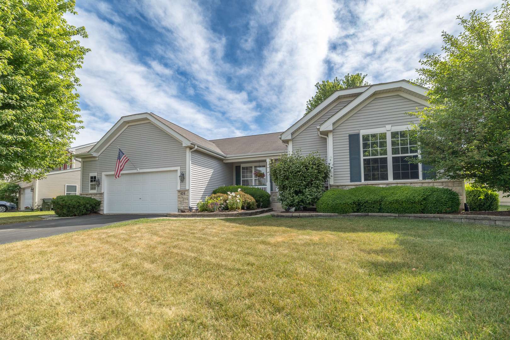Genoa, IL 60135,424 Riverbend Drive