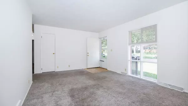 Normal, IL 61761,17 Kingswood Drive