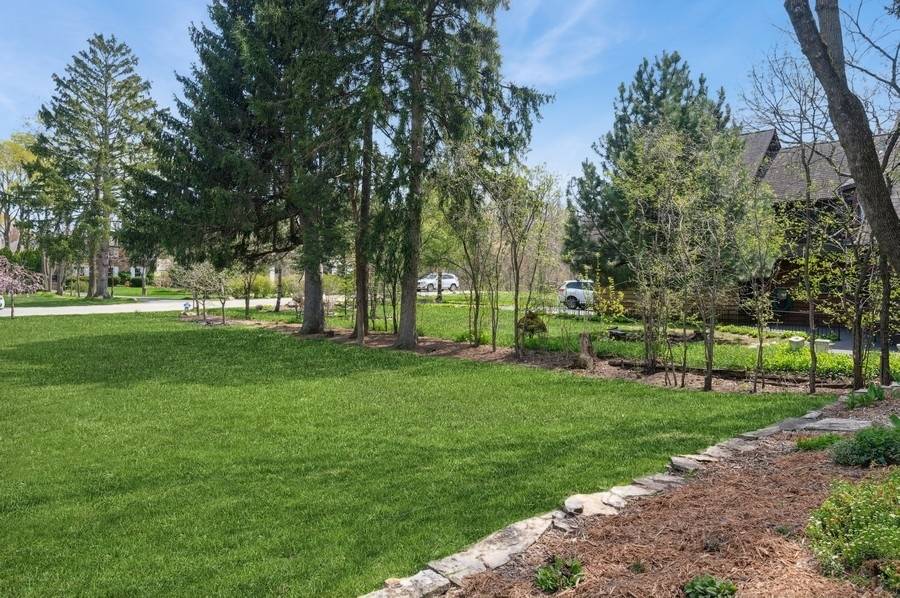 Highland Park, IL 60035,32 Valley Road