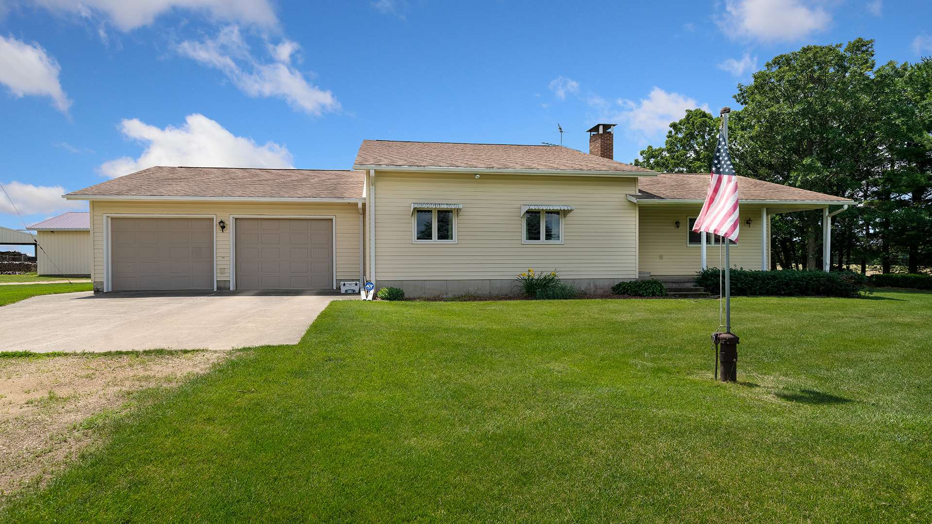Polo, IL 61064,10245 W Penn Corner