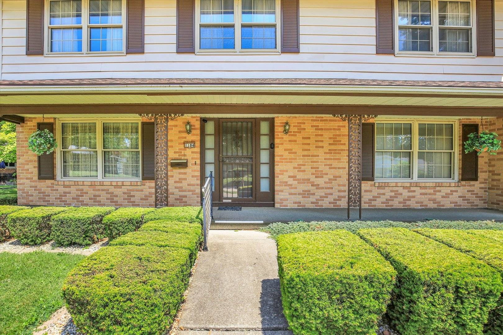 Urbana, IL 61801,1104 Mitchem Drive