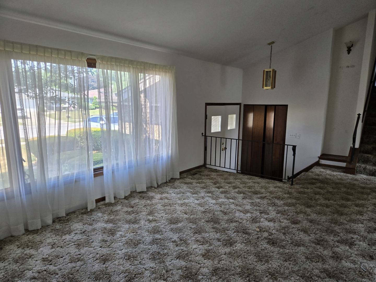 Oak Forest, IL 60452,6305 157th Street
