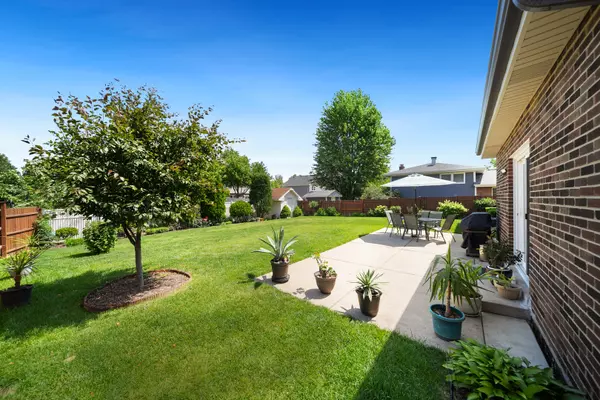 Downers Grove, IL 60516,20W428 Westminster Drive
