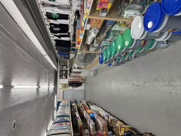 Chicago, IL 60619,336 E 95th Street