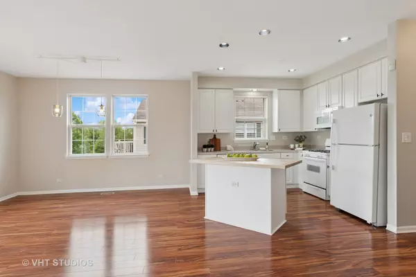 Addison, IL 60101,66 N Palazzo Drive