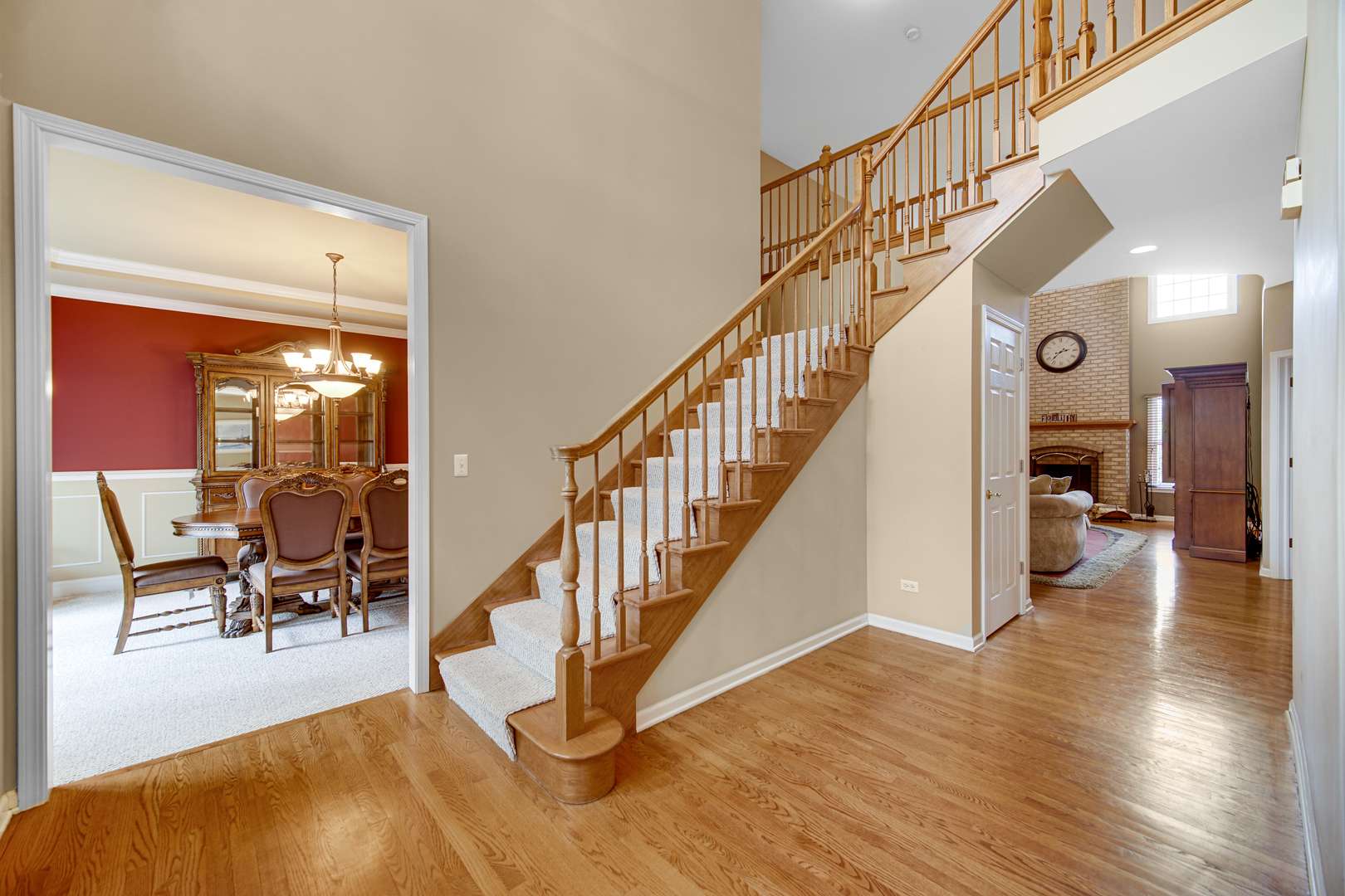 Algonquin, IL 60102,541 Clover Drive