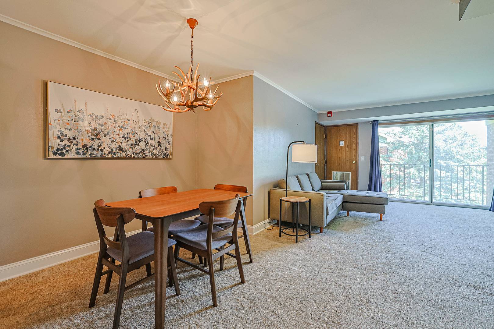 Mount Prospect, IL 60056,1520 N River West Court #3B