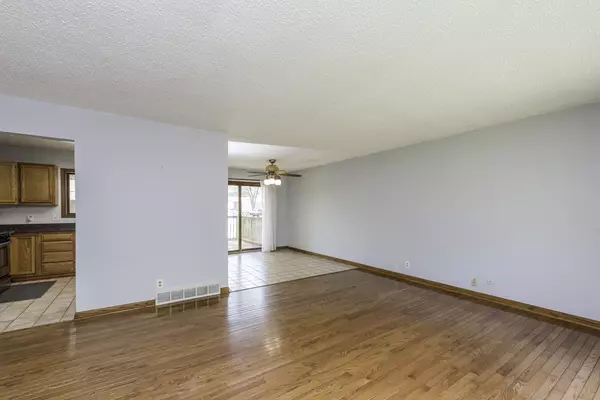 Ingleside, IL 60041,26645 W Oakwood Drive