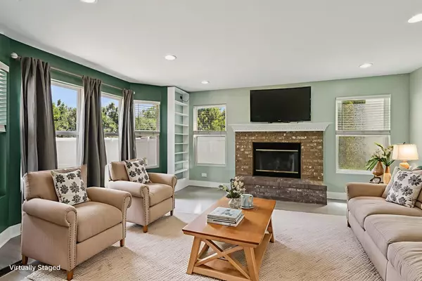 Round Lake Heights, IL 60073,852 Black Cherry Lane