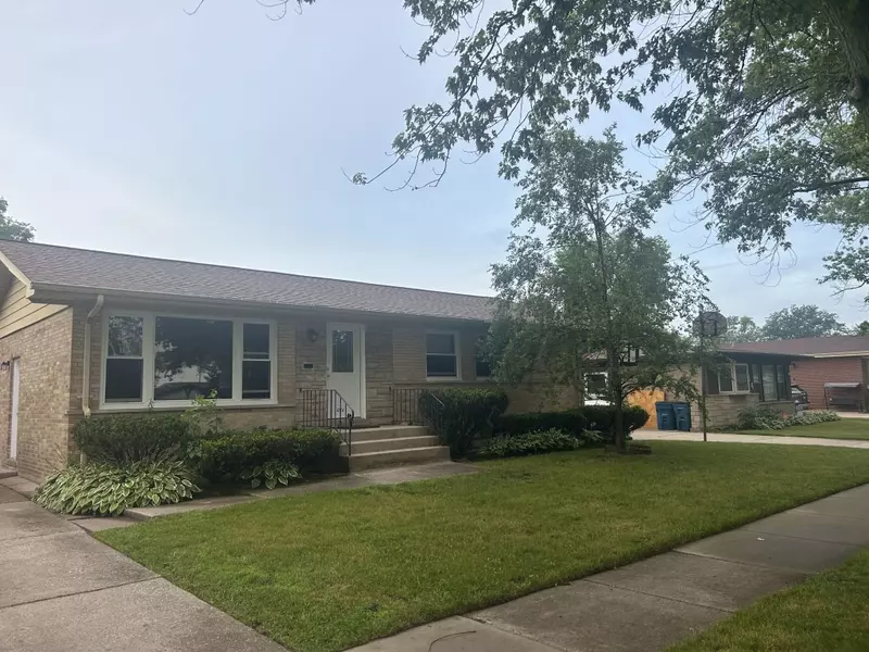 248 W Elmwood Drive, Chicago Heights, IL 60411