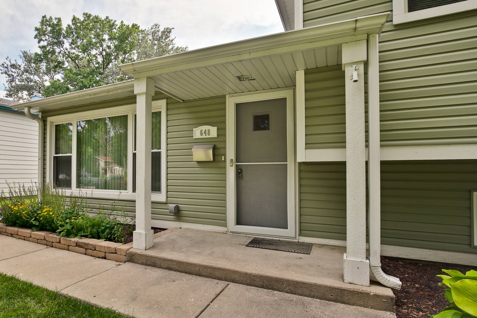Mundelein, IL 60060,648 N Greenview Avenue