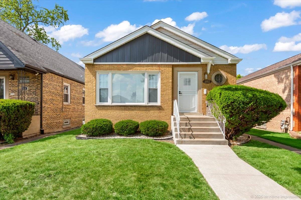 2552 W 117th Place, Chicago, IL 60655