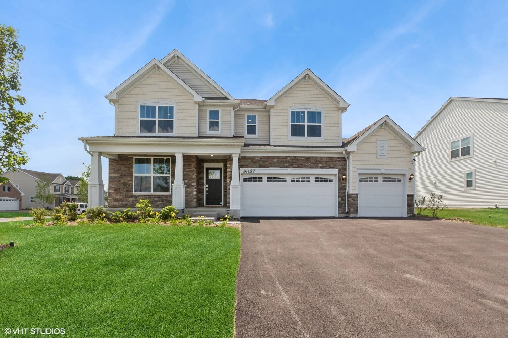 16157 S Crossing Drive, Plainfield, IL 60544