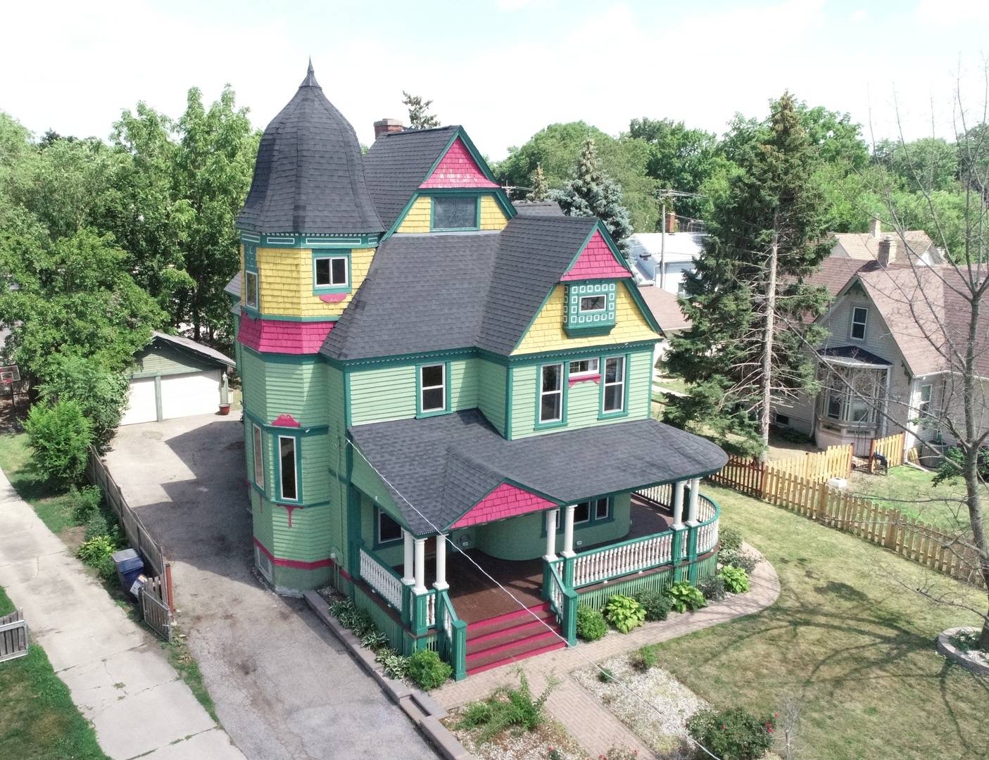 Elgin, IL 60123,331 GRISWOLD Street