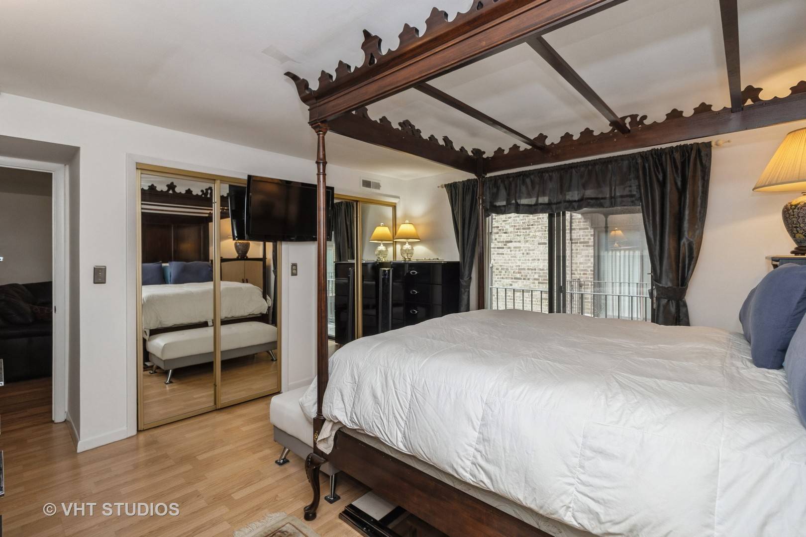 Chicago, IL 60631,6229 N Niagara Avenue #209