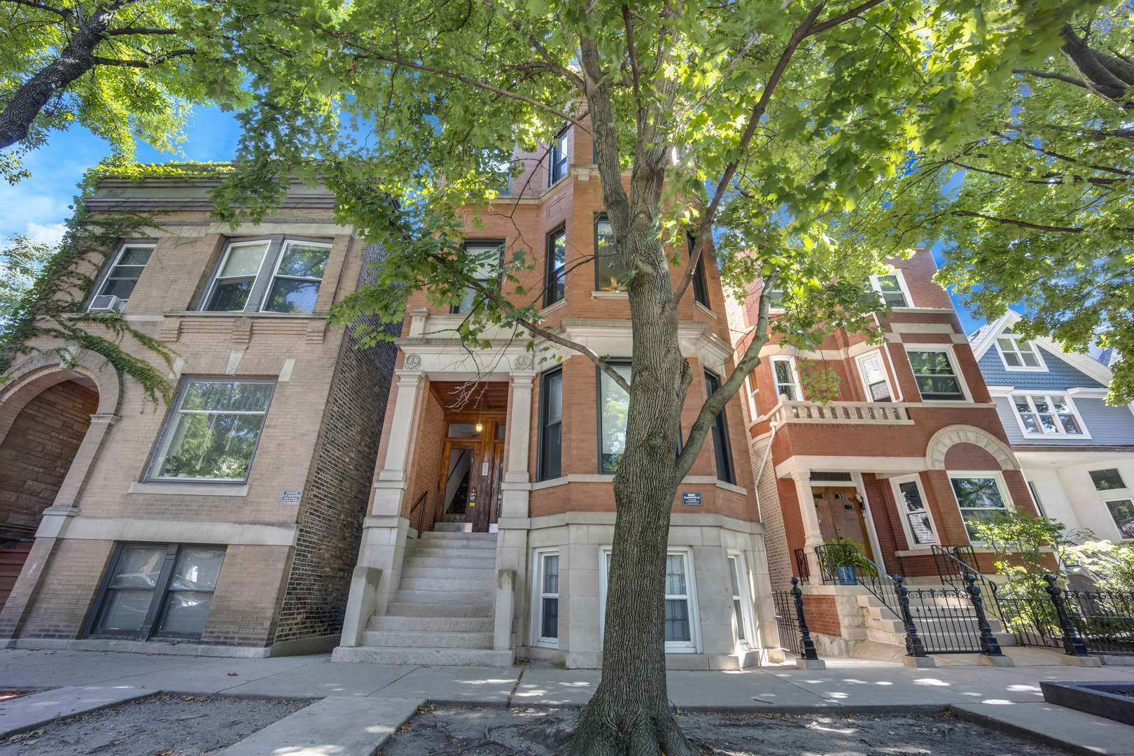 2735 N Magnolia Avenue #CH1, Chicago, IL 60614