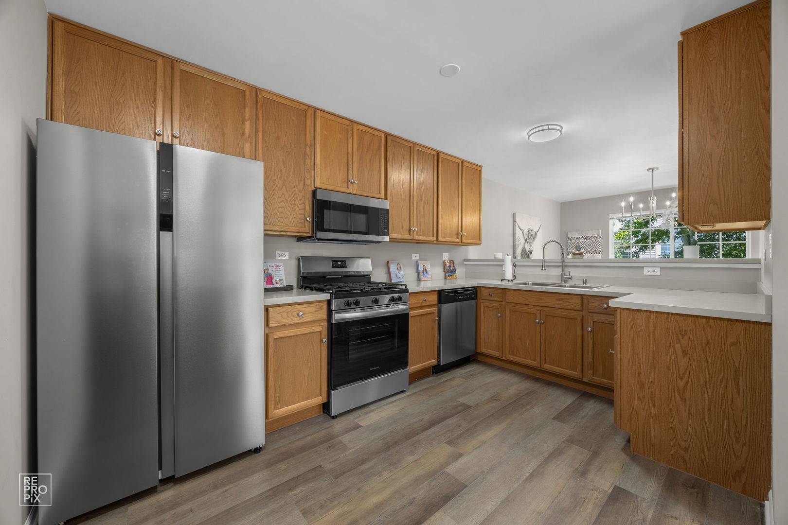 Aurora, IL 60503,2416 Oakfield Drive #2416