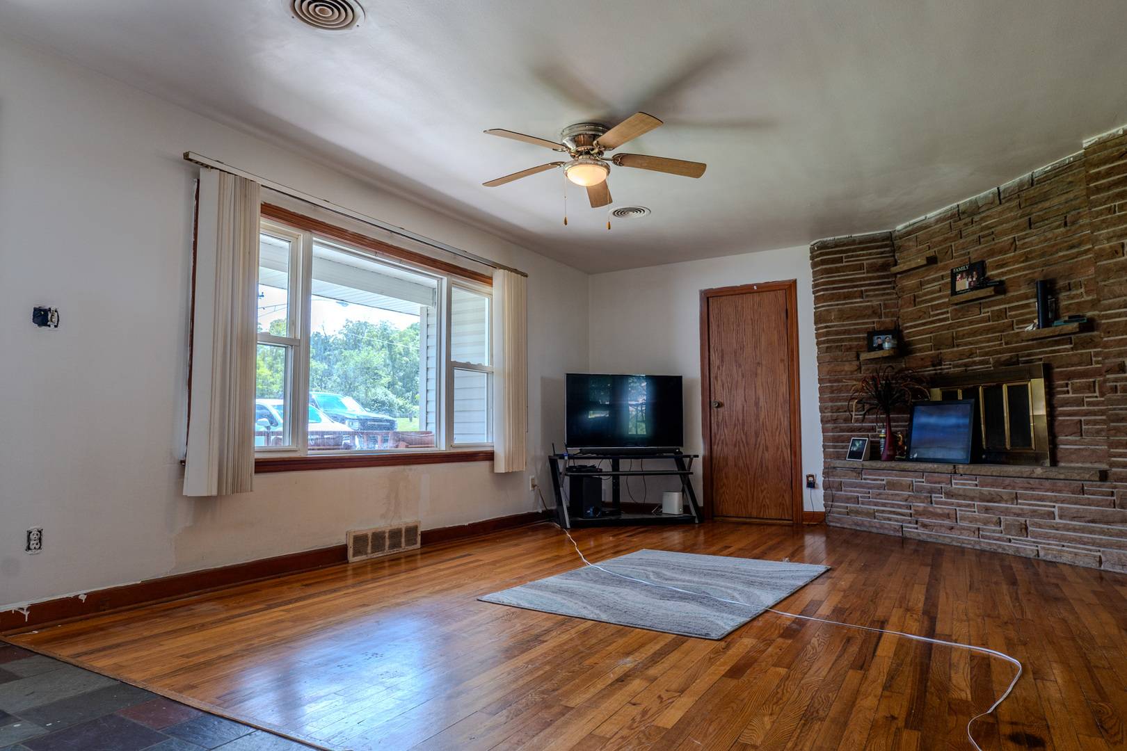 Grayslake, IL 60030,17848 W Fairfield Lane