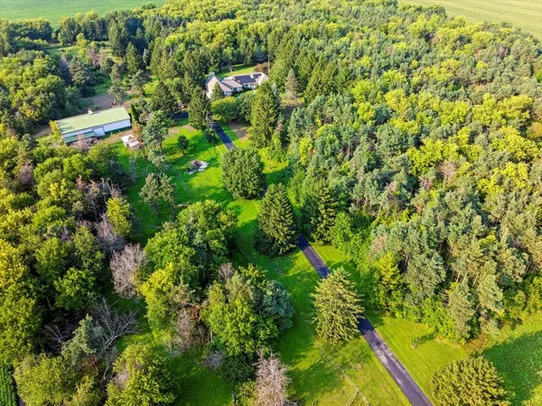 Woodstock, IL 60098,15412 Saint Patrick Road