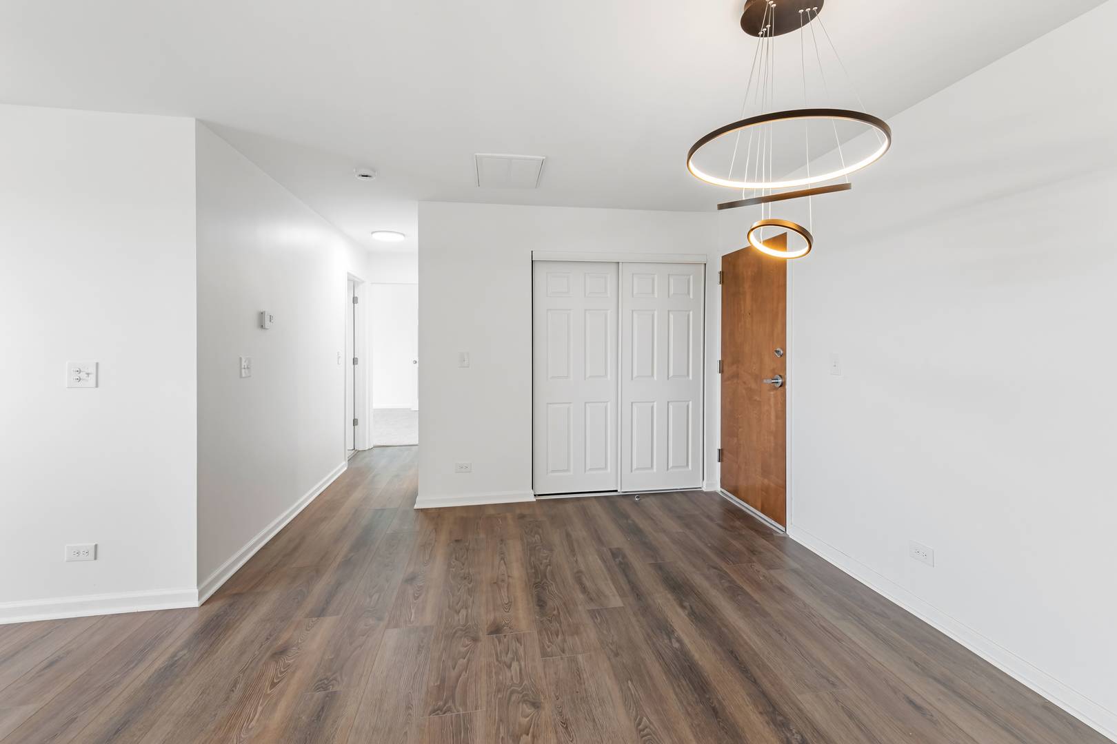 Calumet City, IL 60409,300 Park Avenue #639