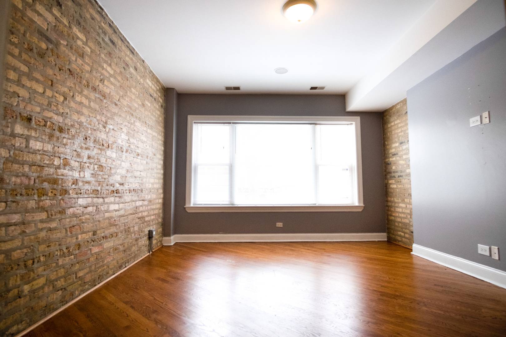 Chicago, IL 60659,2319 W Rosemont Avenue #1