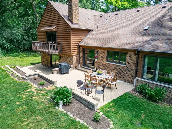Woodstock, IL 60098,1313 Chatham Lane