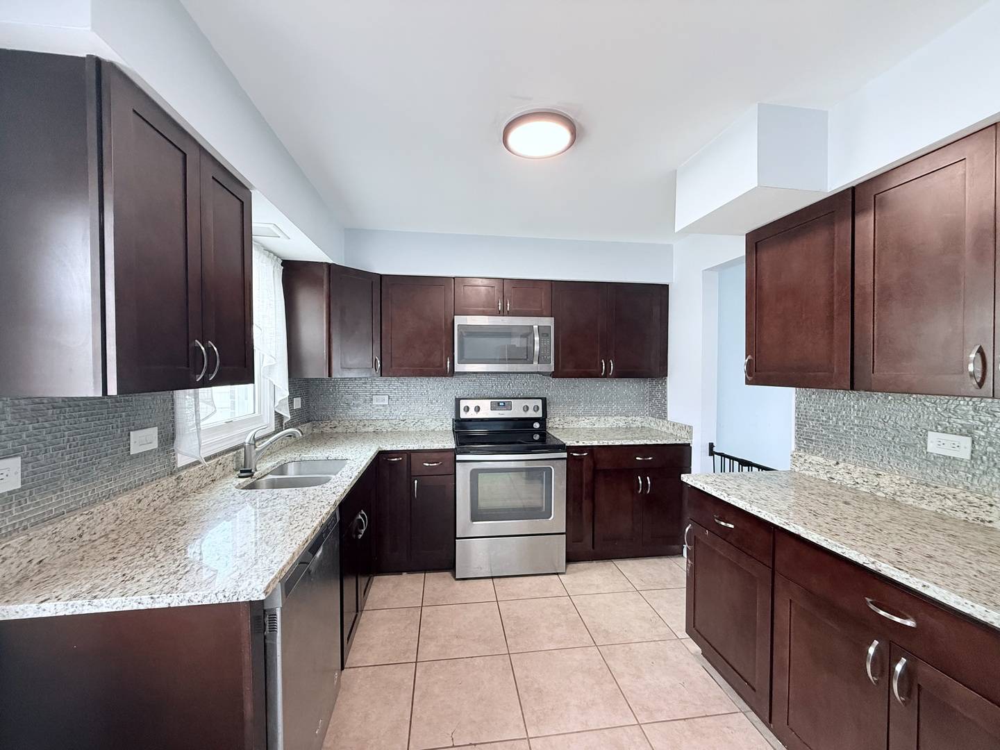 Wood Dale, IL 60191,213 FREDERICK Place