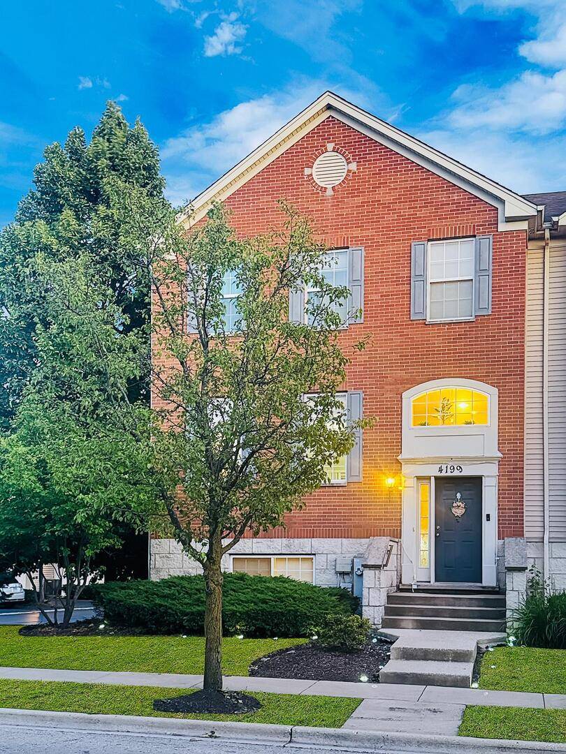 4199 Milford Lane #4199, Aurora, IL 60504