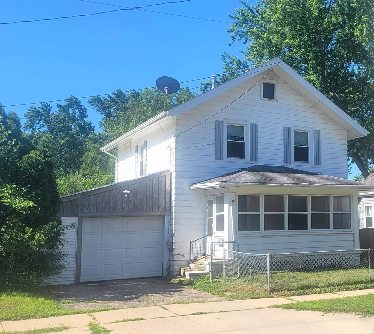 Rockford, IL 61104,1325 21st Avenue