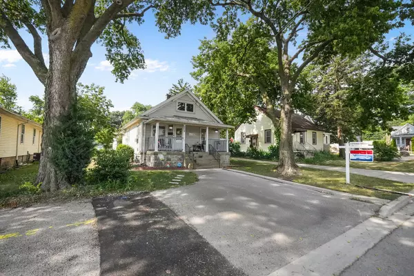 Joliet, IL 60435,208 Frank Avenue
