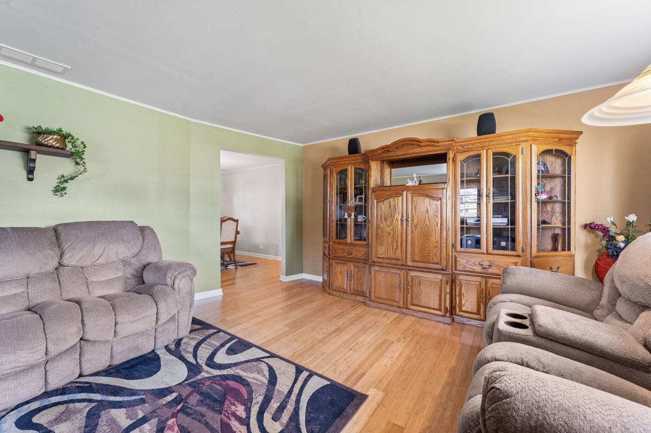 Oak Lawn, IL 60453,6411 W 88th Street