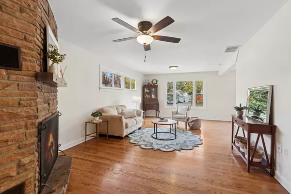 Wheaton, IL 60187,1108 N Main Street