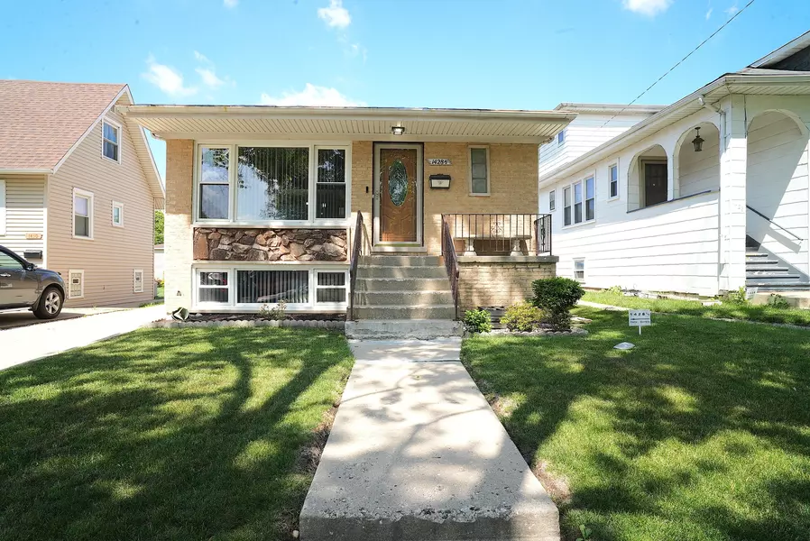 1428 1/2 N ASHBEL Avenue, Berkeley, IL 60163