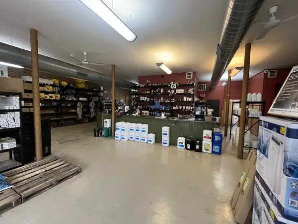 Chicago, IL 60641,4020-22 W Irving Park Road