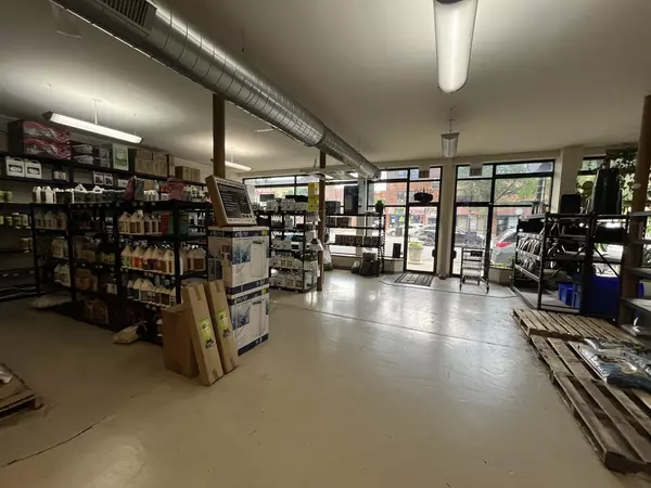 Chicago, IL 60641,4020-22 W Irving Park Road