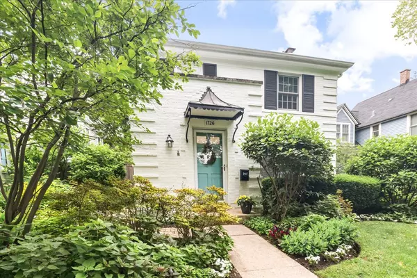 Wilmette, IL 60091,1726 Walnut Avenue