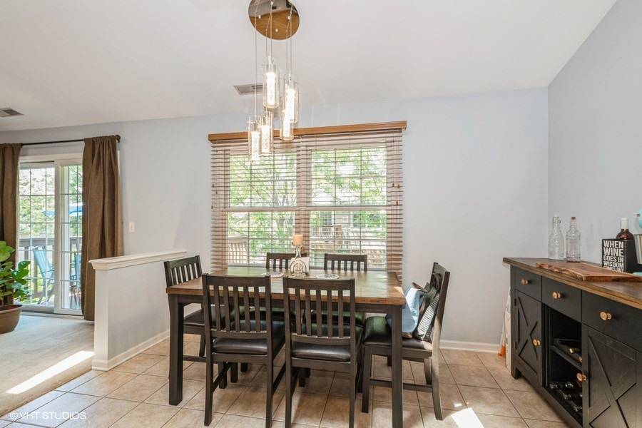 Palos Heights, IL 60463,13350 Forest Ridge Drive #1