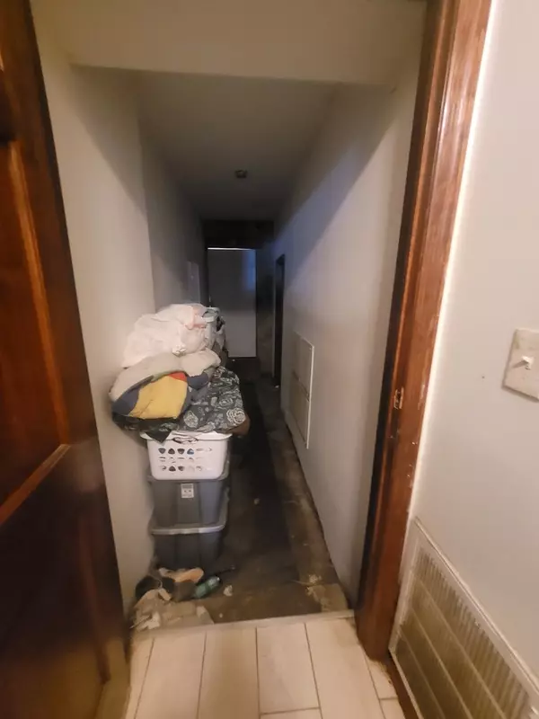 Chicago, IL 60617,8344 S Mackinaw Avenue