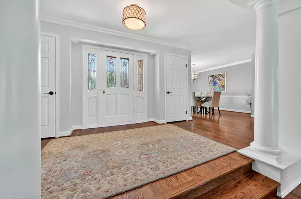 Barrington, IL 60010,1288 The Point Street