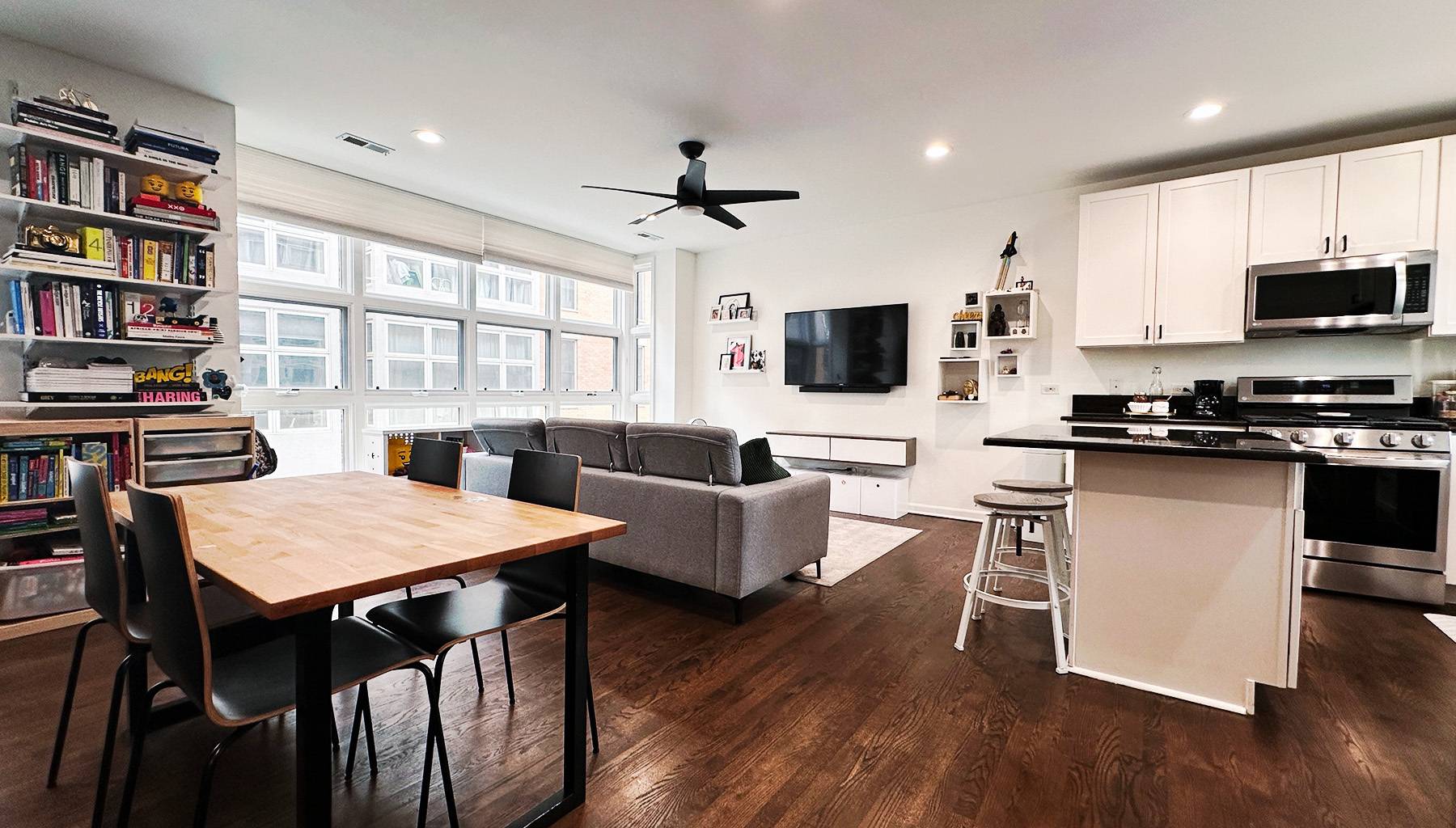 Chicago, IL 60618,3337 W IRVING PARK Road #3E