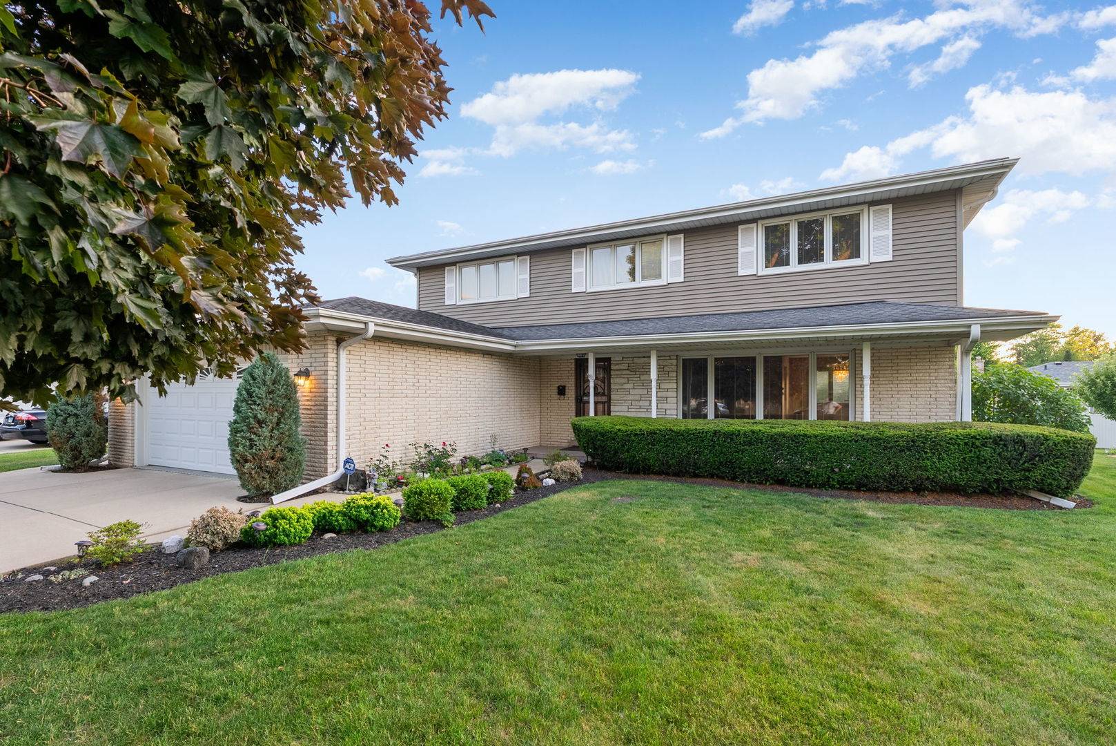 Mount Prospect, IL 60056,1020 S Grace Drive