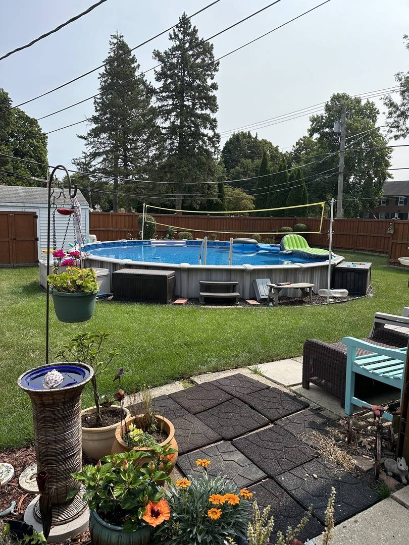 Arlington Heights, IL 60004,1804 E Euclid Avenue