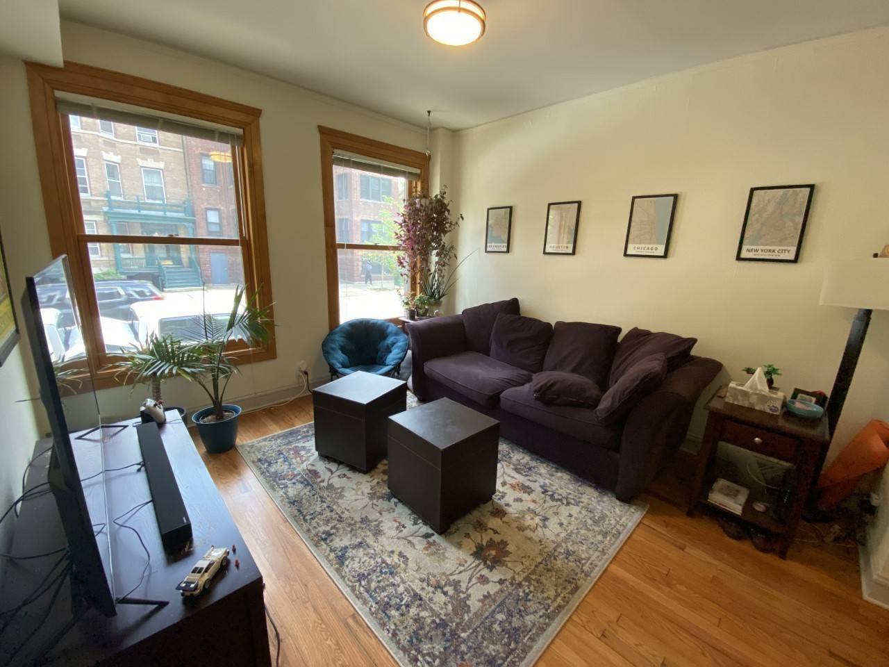 Chicago, IL 60614,852 W Diversey Parkway #1F