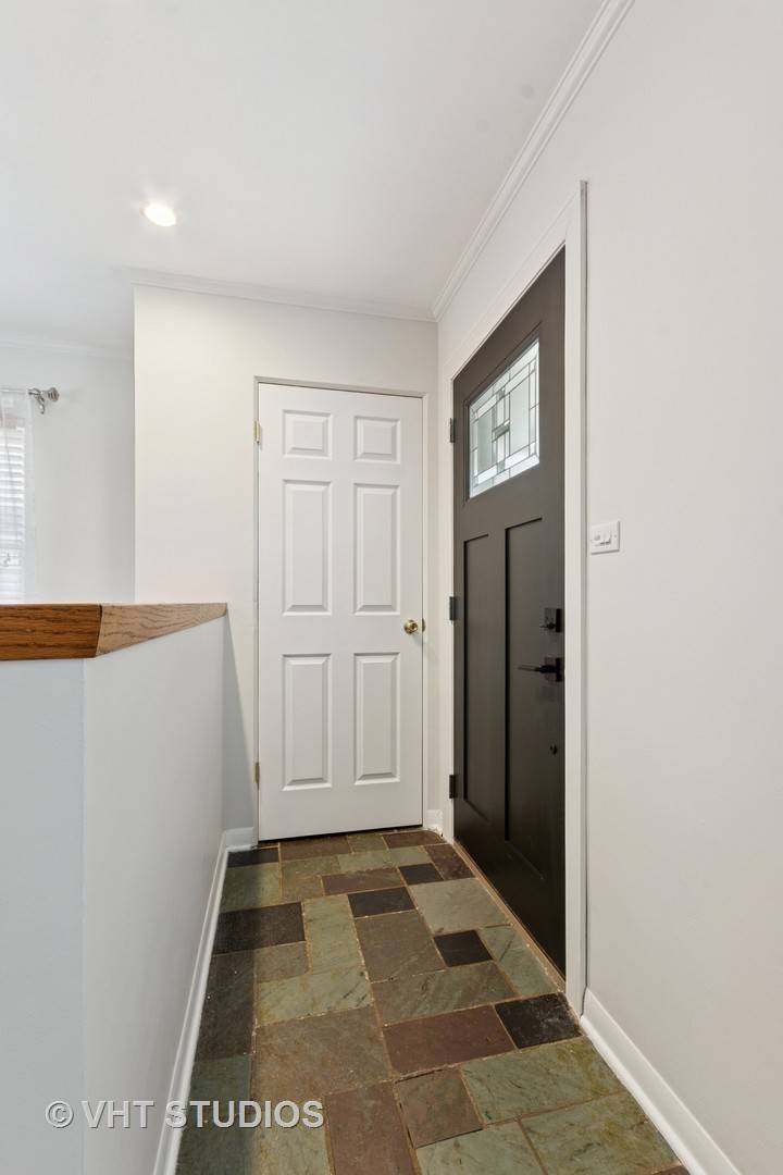 Wheaton, IL 60187,147 S Prospect Street