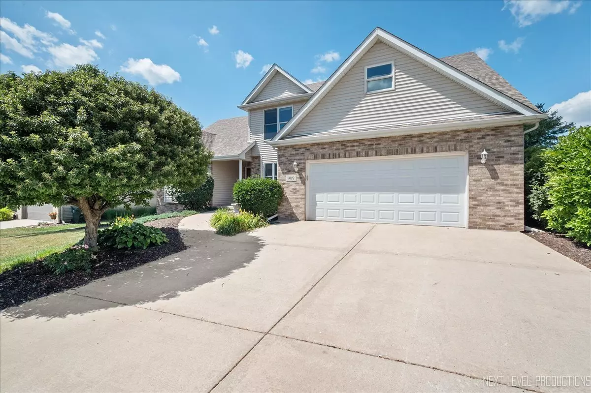 Minooka, IL 60447,909 Casey Drive