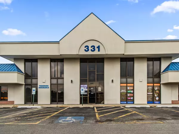 Palatine, IL 60067,315-345 W Northwest Highway #201