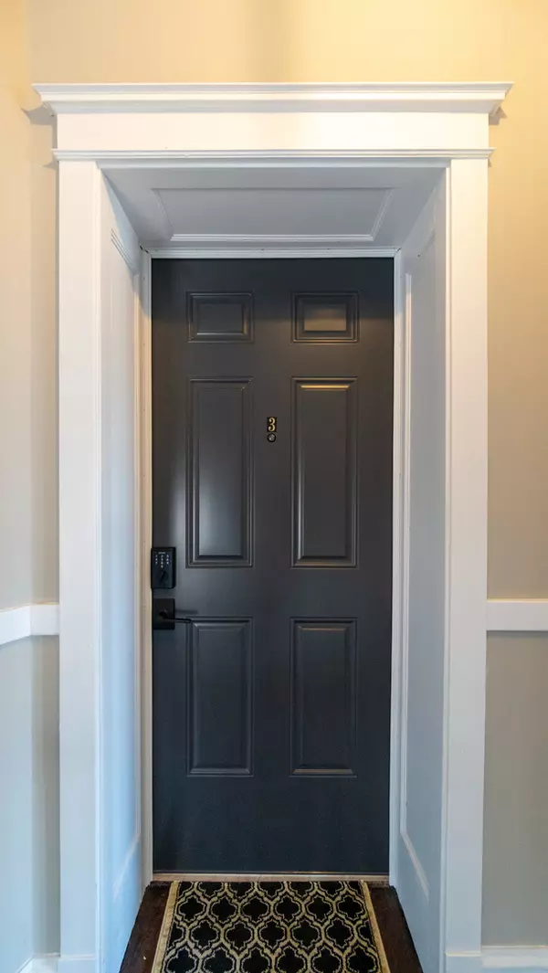 Chicago, IL 60640,5404 N Paulina Street #3