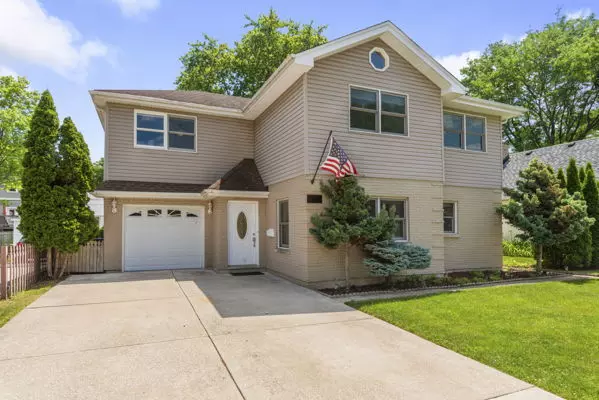 La Grange, IL 60525,641 8th Avenue