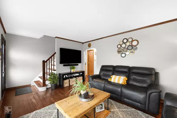Worth, IL 60482,7314 W 113th Place