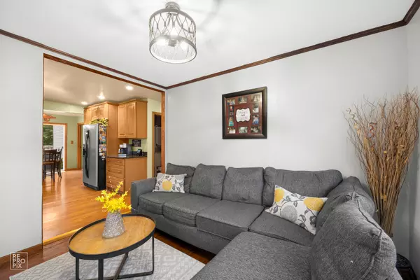 Worth, IL 60482,7314 W 113th Place
